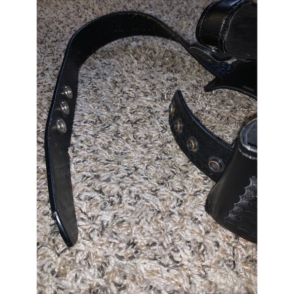 1921 Dutyman 32” w/ Safariland Thumbsnap Glock17 Holster & Model 079 Mag Pouch - Picture 4 of 9